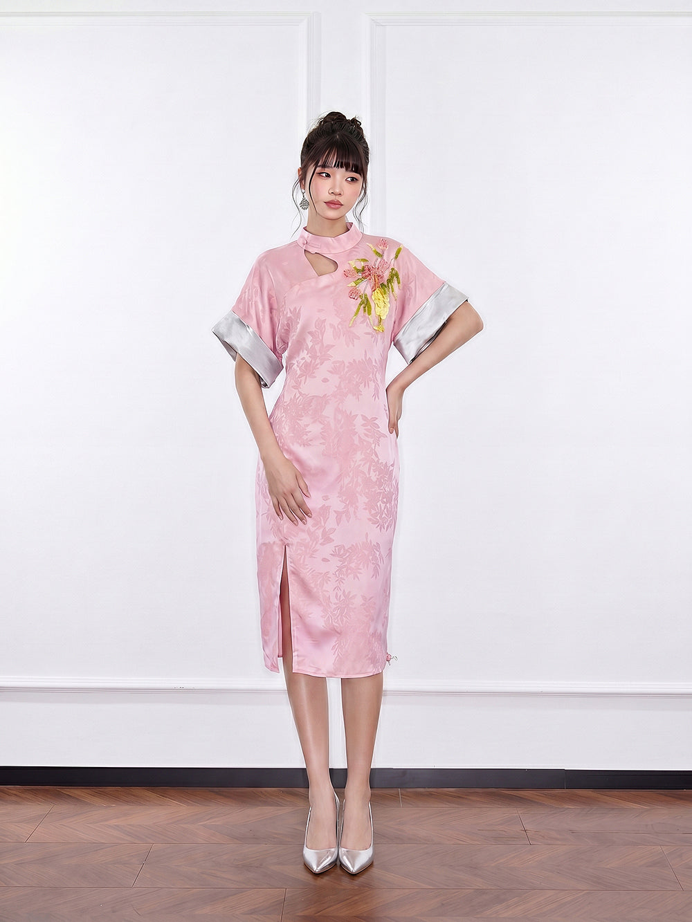 MUKZIN×"Capsule Collection" Silk Modern Chinese Embroidered Qipao Dress
