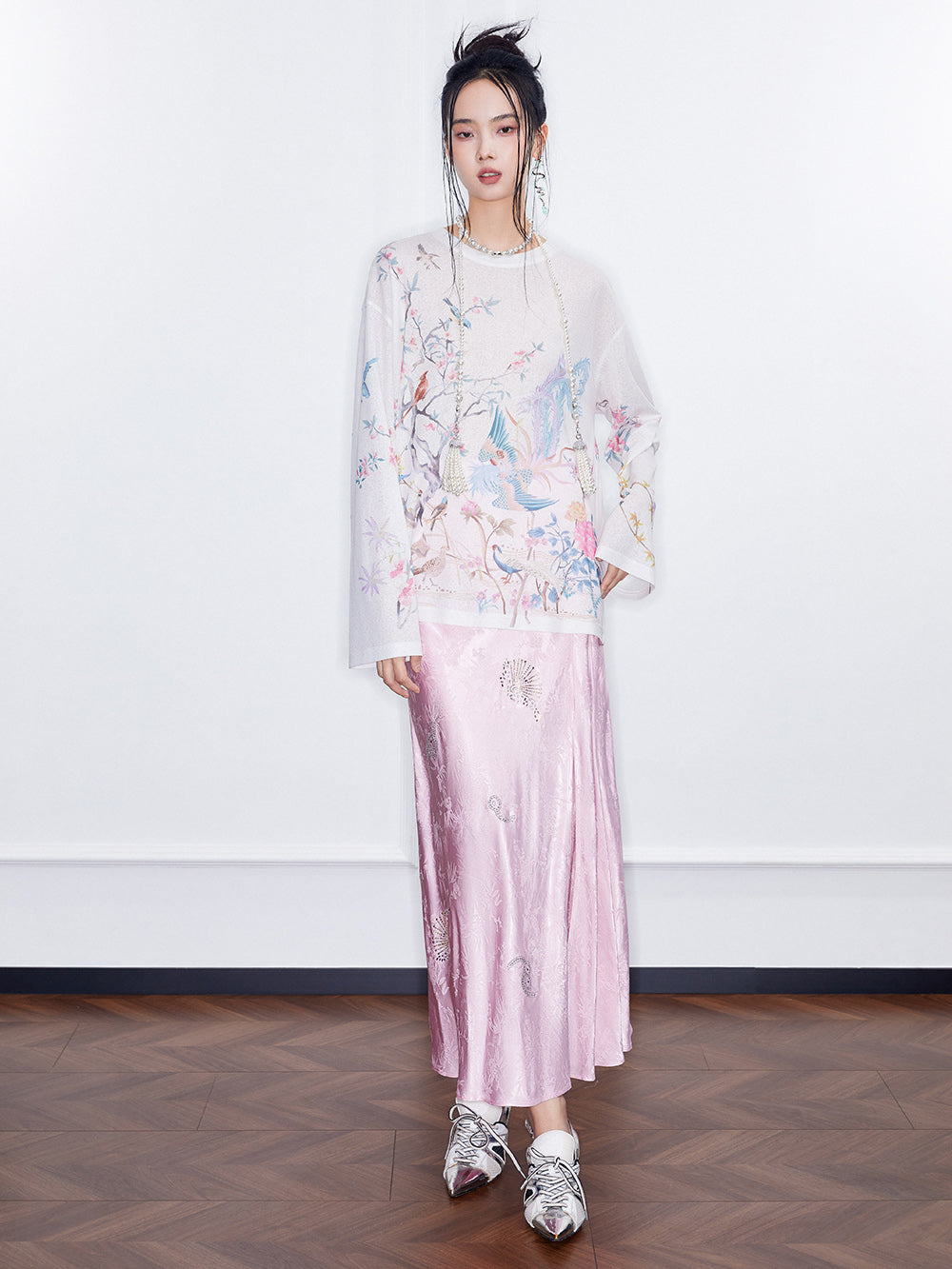 MUKZIN SpringPrelude “Dotting Spring Branches”Loose Round - neck Chinese - style Printed Knitted Long - sleeve Shirt