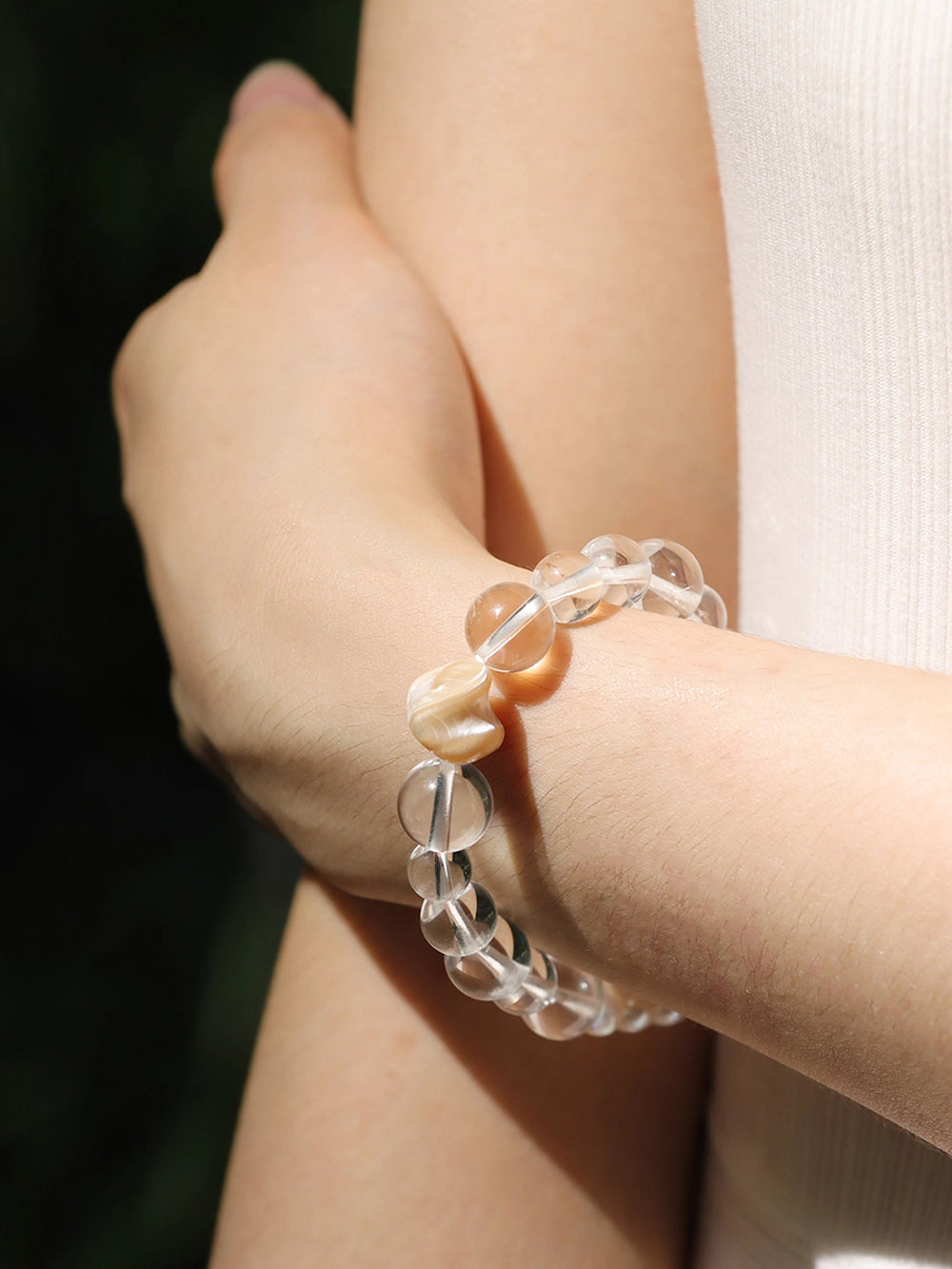 MUKTANK×SUN HUNTER“Fleeting Light”Seashell Crystal Bracelet(Beach Shell)