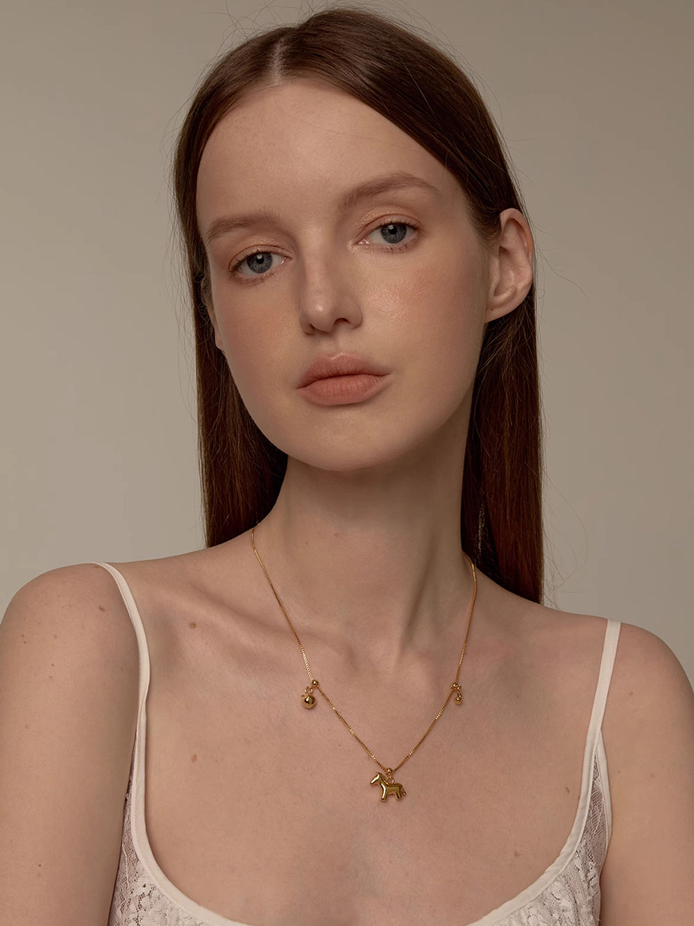 MUKTANK×SUN HUNTER Pullable Pendant Necklace in Pony Shape