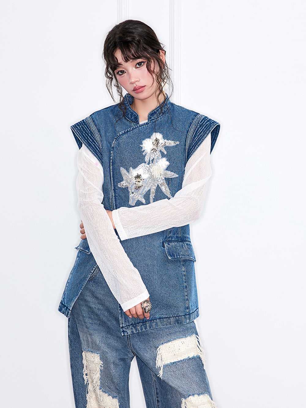 MUKZIN“Realm of Ethereal Mist”Chinese - style Frog Button Denim Vest with Sequin Floral Decoration