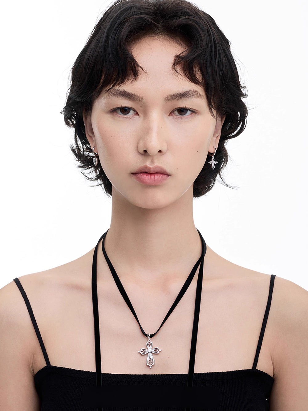 MUKTANK×SUN Lace cross velvet necklace