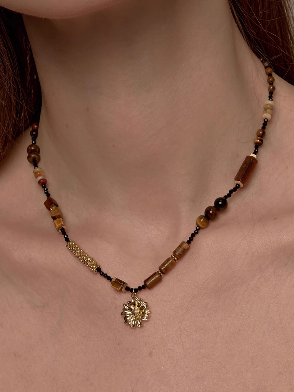 MUKTANK×SUN HUNTER Gerbera and Tiger's Eye Necklace