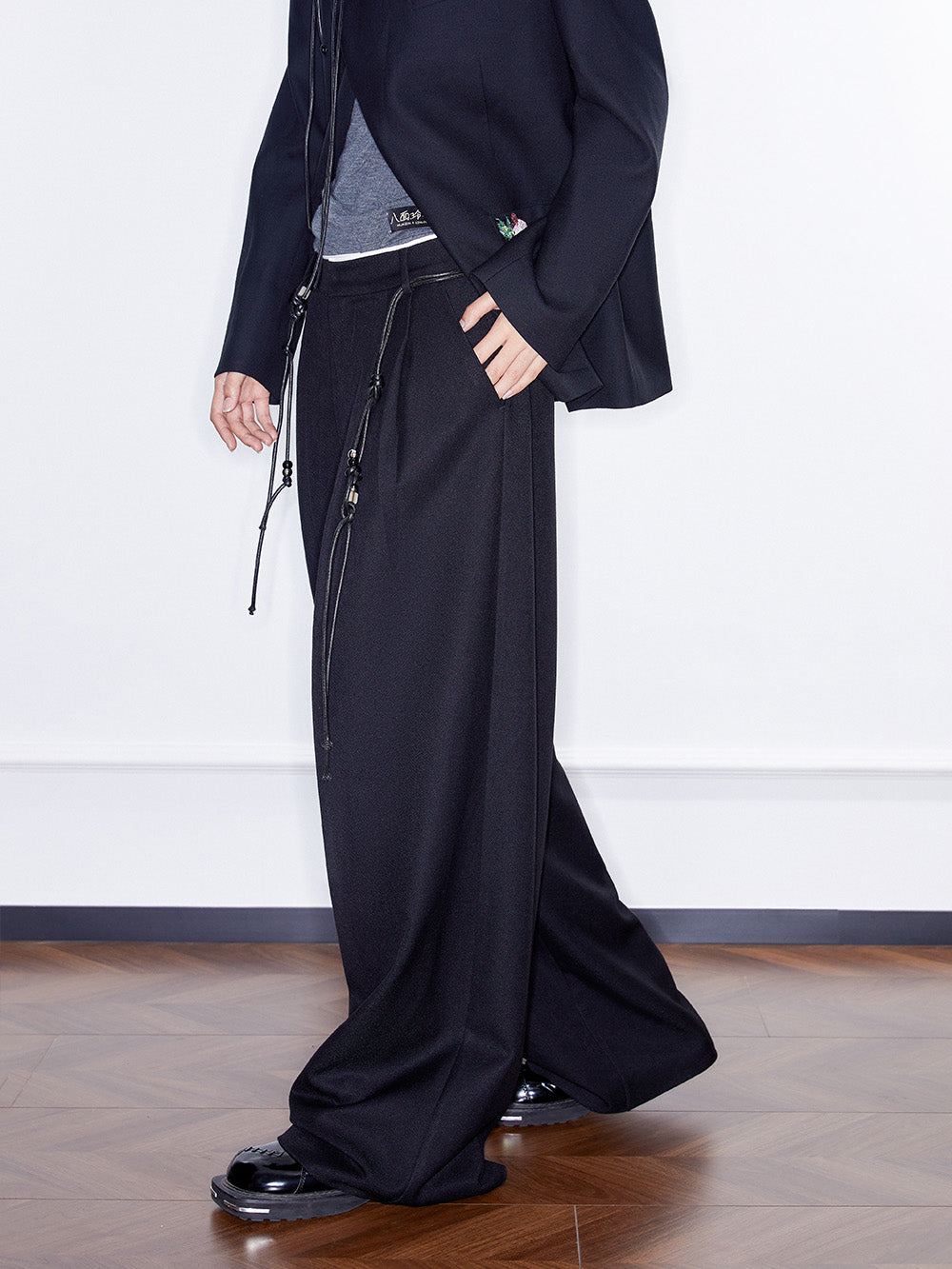 MUKZIN Linglong “Linglongzi”Simple Wide Leg Suit Pants