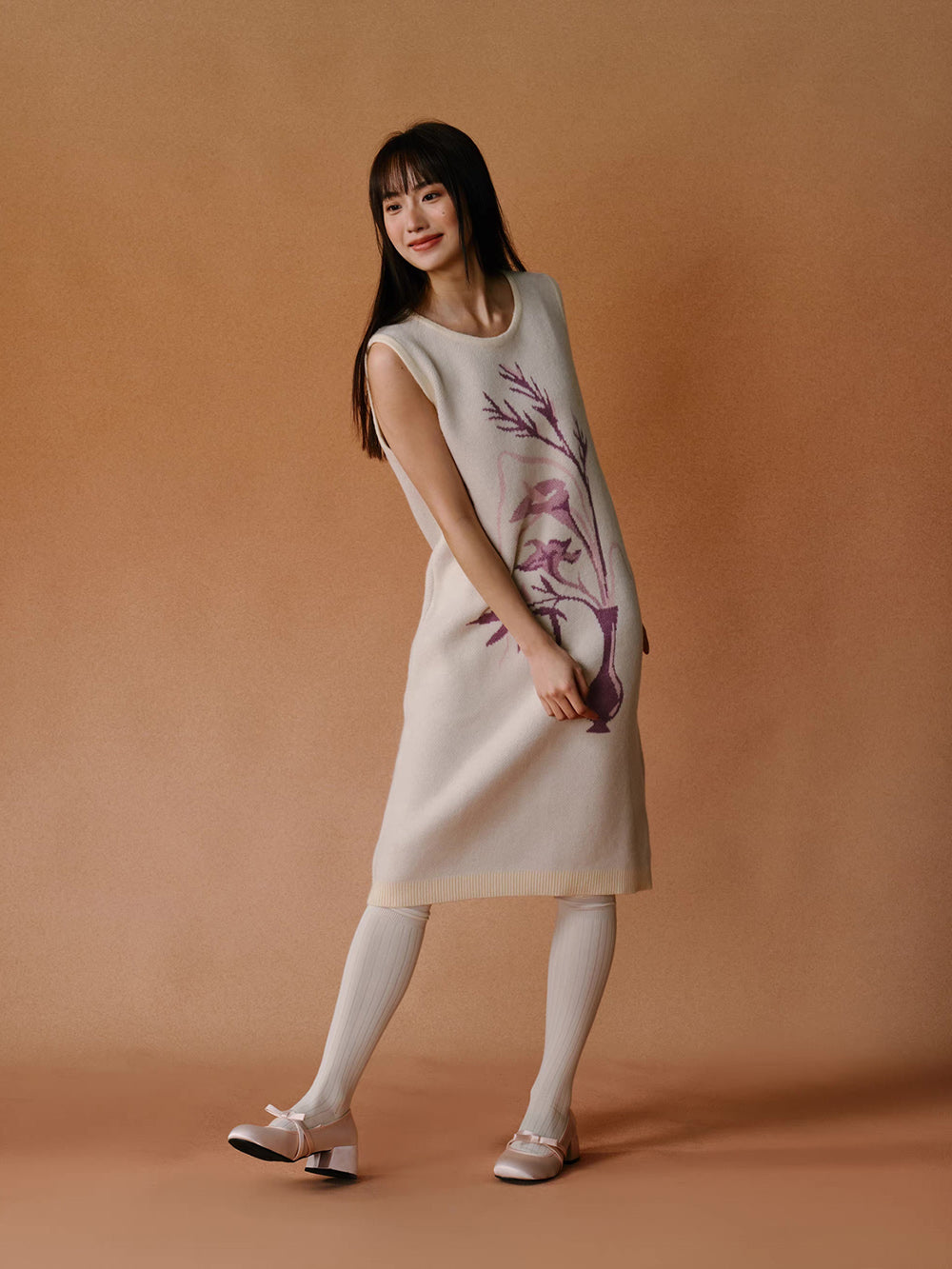 MUKTANK×LOUMUTAKU Sleeveless Dress With a Vase Pattern