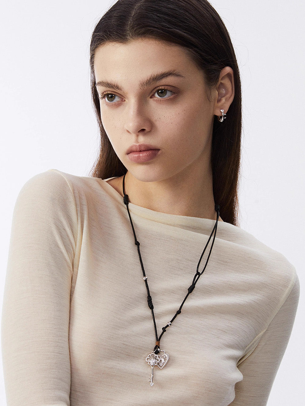 MUKTANK×SUN HUNTER Lace key heart lock braided necklace