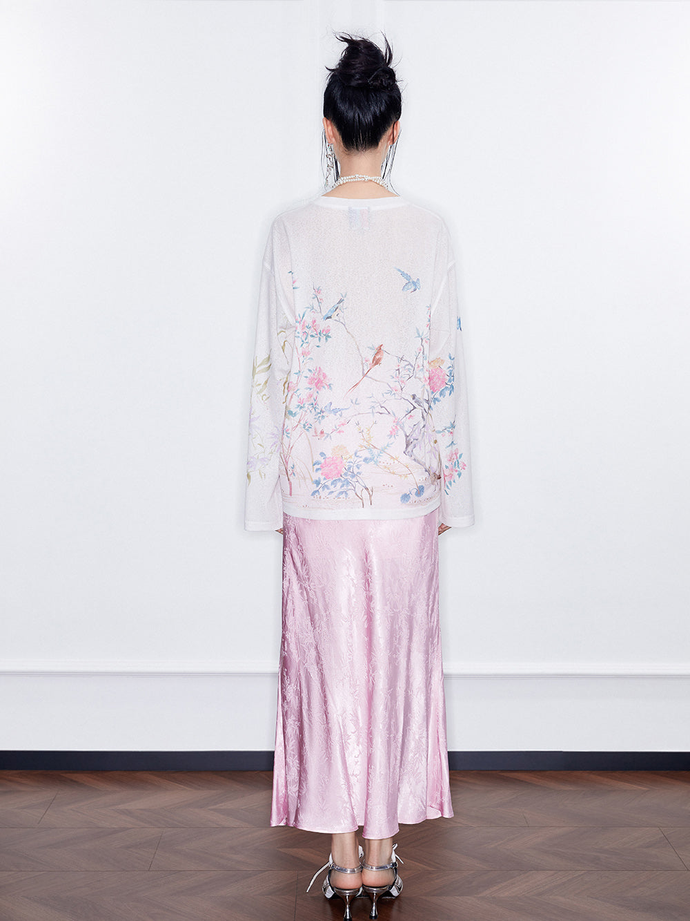 MUKZIN SpringPrelude “Dotting Spring Branches”Loose Round - neck Chinese - style Printed Knitted Long - sleeve Shirt