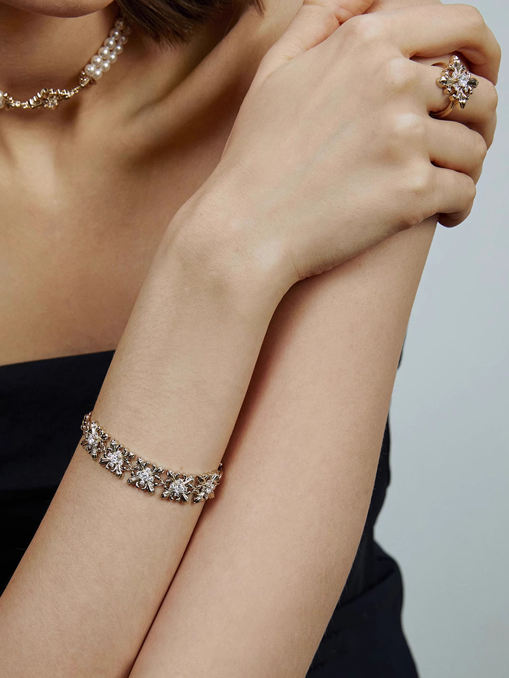 MUKTANK×SUN HUNTER Small Iris-themed Bracelet