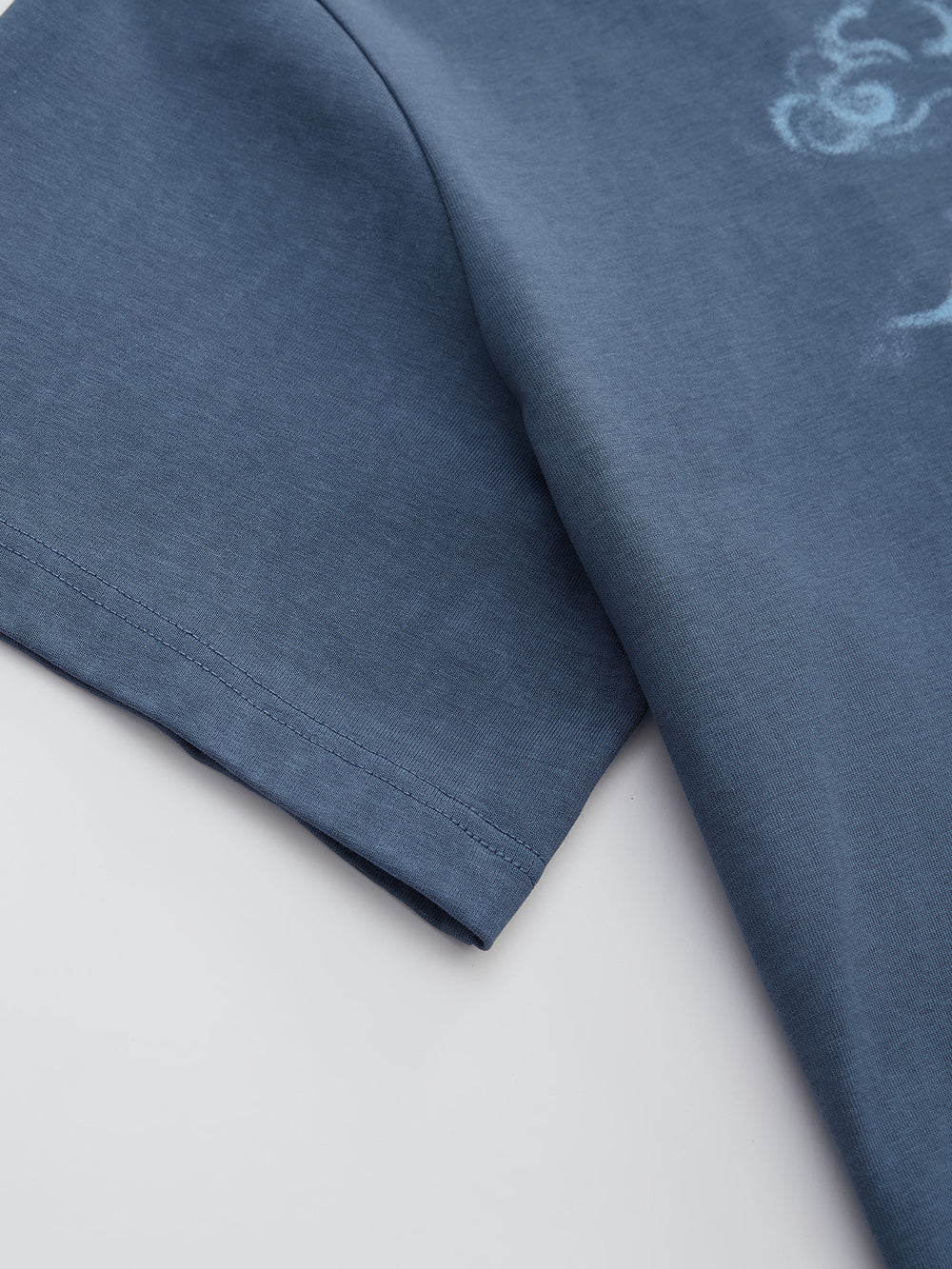MUKZIN SpringPrelude “Fortunate Tiger Soaring through Clouds” Pure Cotton Washed and Distressed Oversized T-shirt