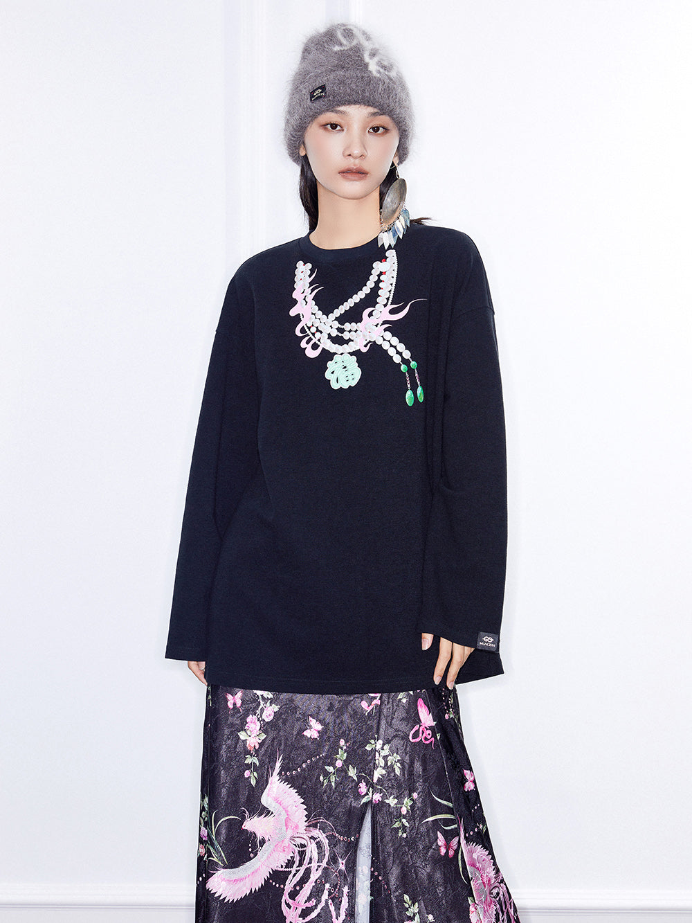 MUKZIN Linglong Long - sleeve Sweatshirt