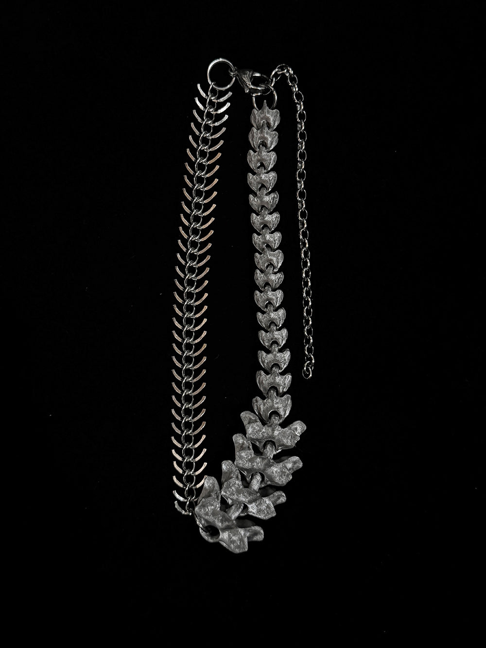 MUKTANK×DARK DREAM 3D printed spiky spinal column pendant necklace with a dual combination of bone flower design (the pendant can be detached and used as earrings