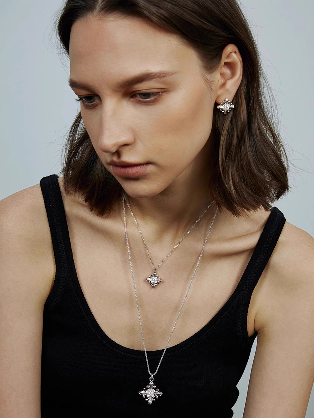 MUKTANK×SUN HUNTER Long Simple Iris-themed Necklace