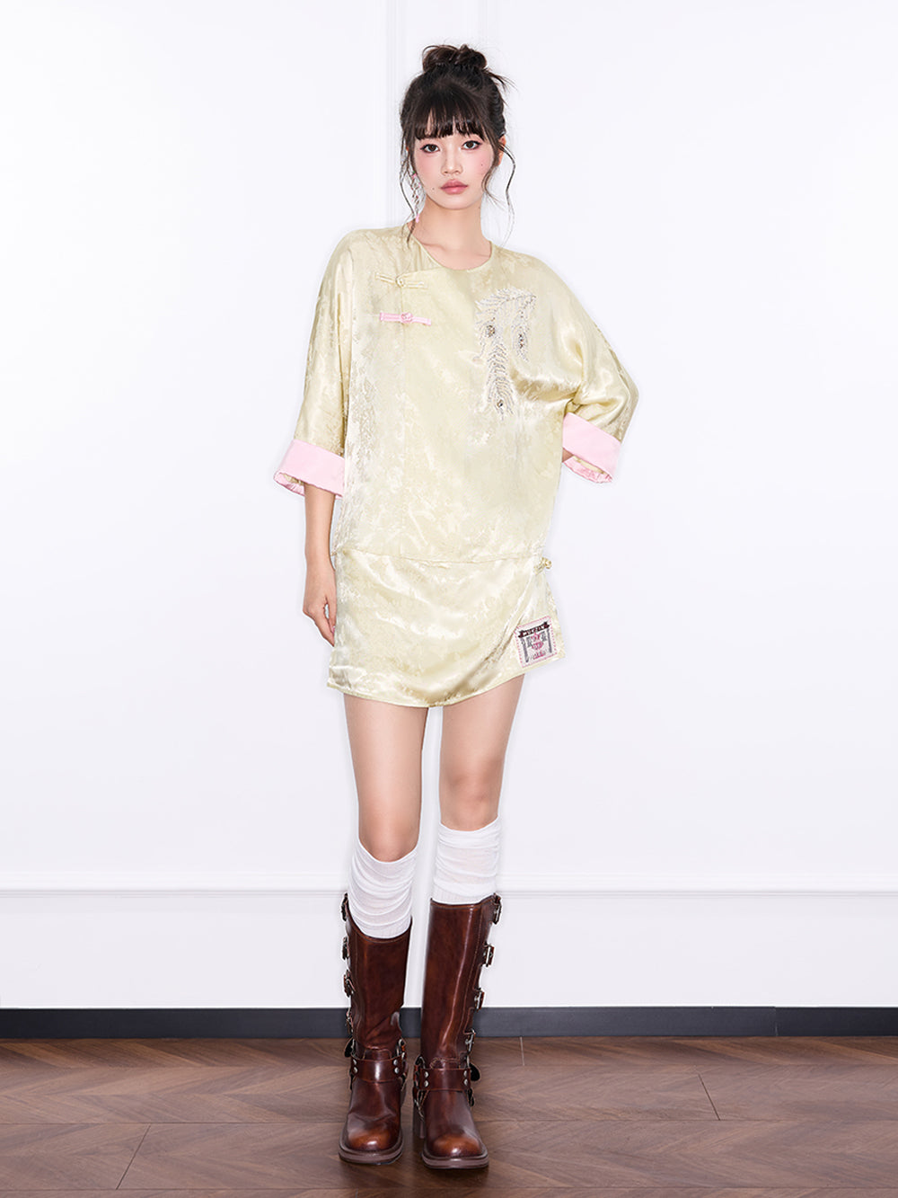 Mukzin "Ode To The New Summer"New Chinese-Style Embroidered Shirt With Frog Buttons On The Placket