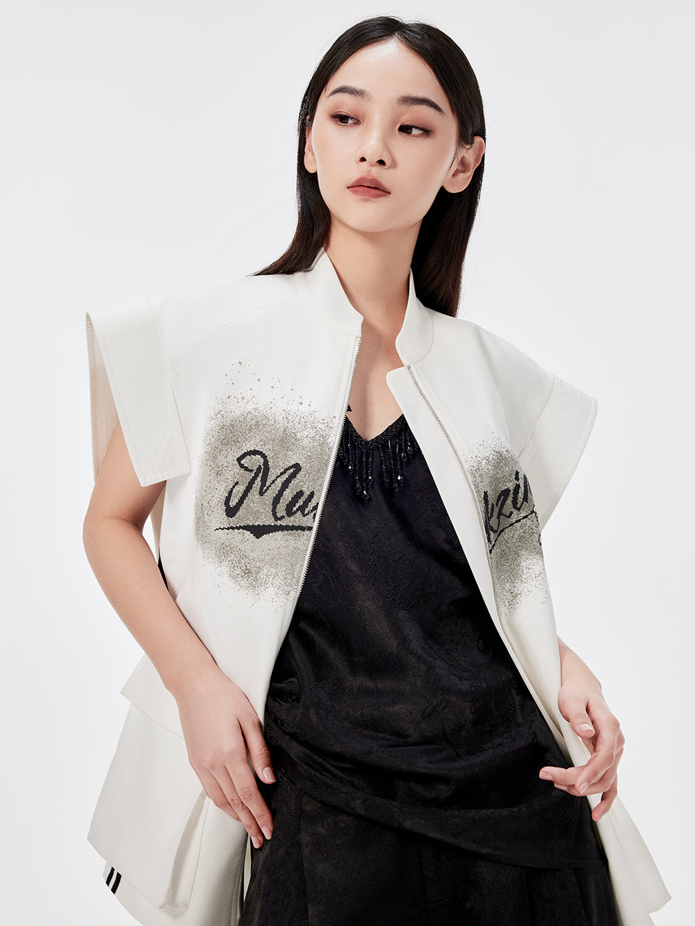 MUKZIN Preppy Vest