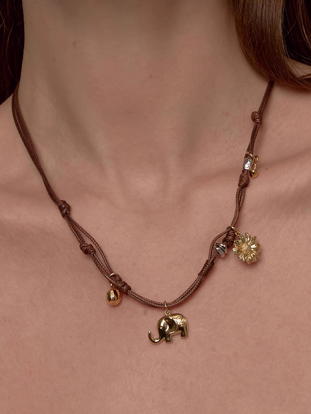 MUKTANK×SUN HUNTER Braided Necklace with Gerbera and Little Elephant Design