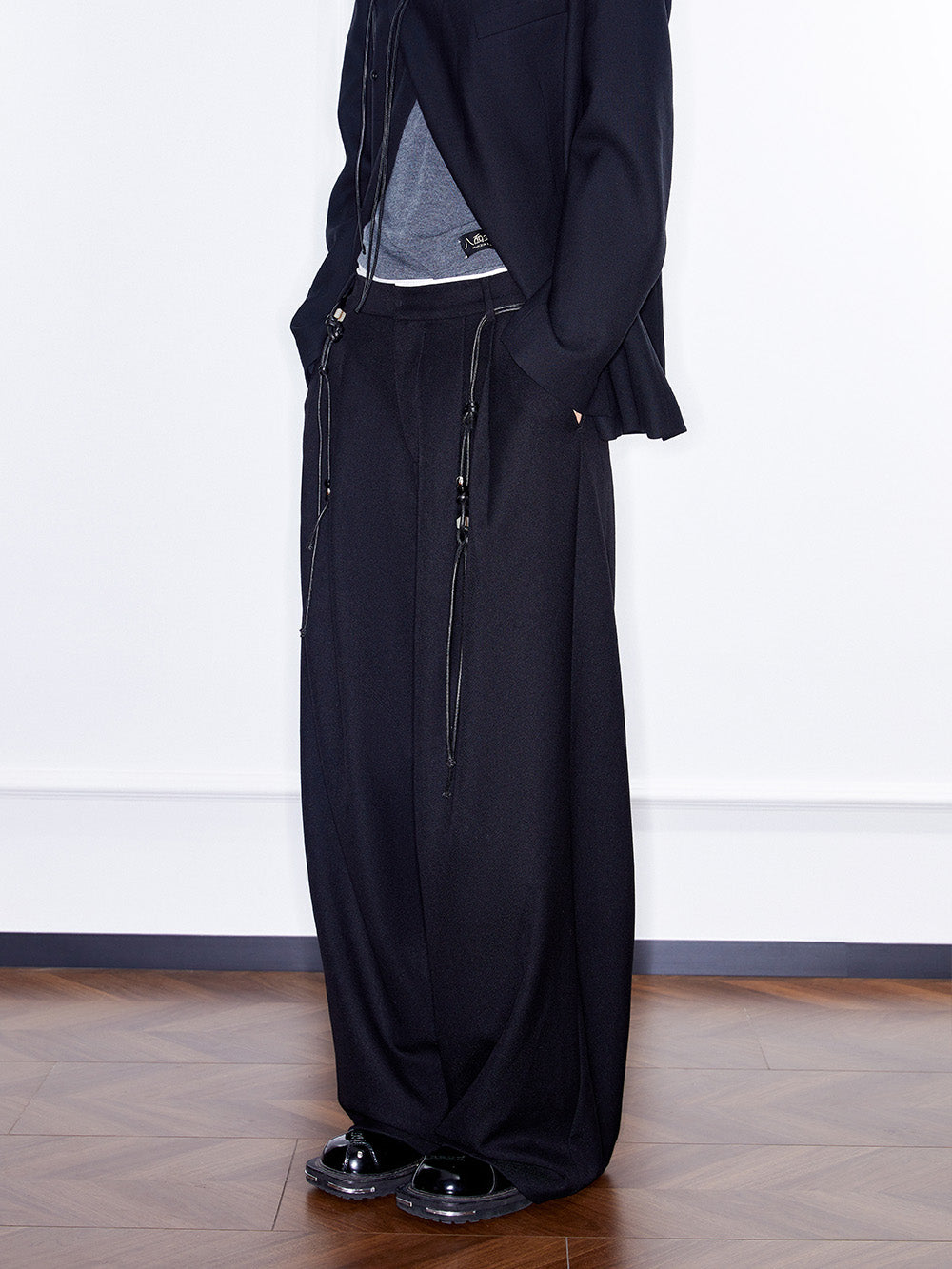 MUKZIN Linglong “Linglongzi”Simple Wide Leg Suit Pants