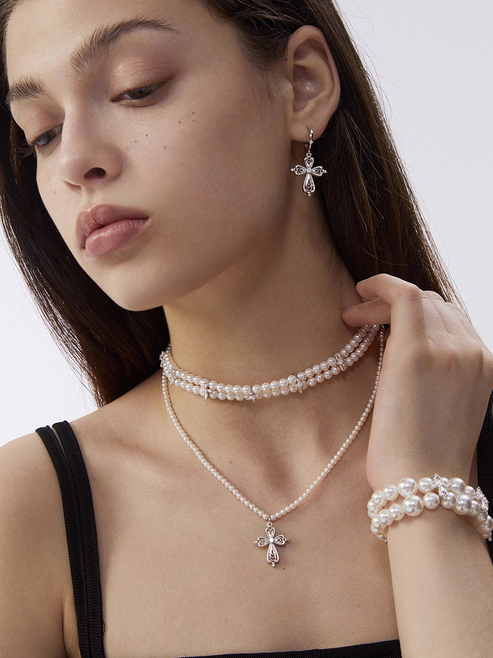 MUKTANK×SUN HUNTER Lace cross earrings