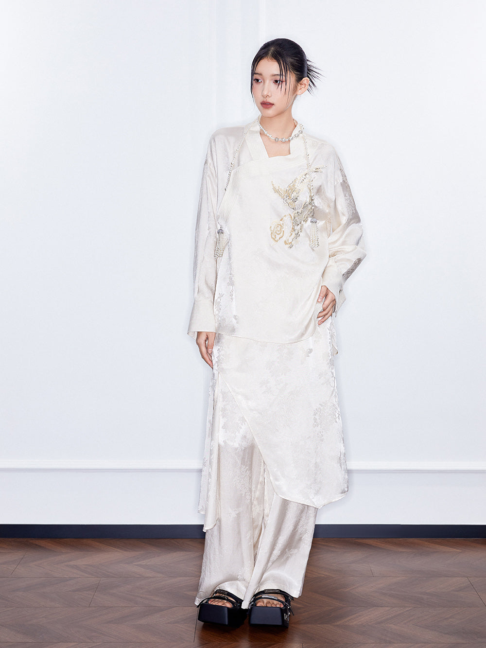 MUKZIN SpringPrelude Chanting Pine Chinese - style Irregular Cheongsam - collar Jacquard Shirt