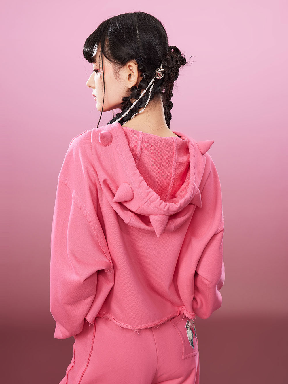 MUKZIN  Pink Cute Embroidered Campus Style Sweatshirt