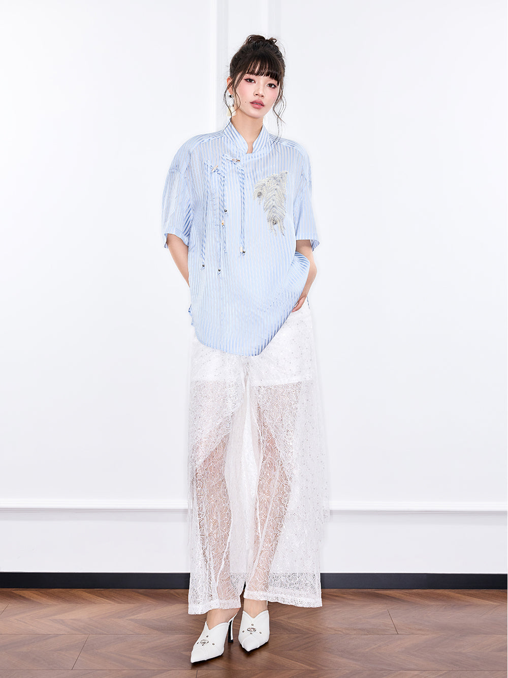 Mukzin "Ode To The New Summer"Elegant Blue And White Striped Chinese-Style Shirt