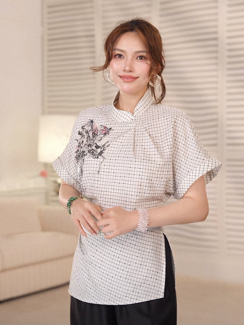 MUKZIN×Capsule Collection New Chinese-Style Hami Hand-Embroidered Linen Top