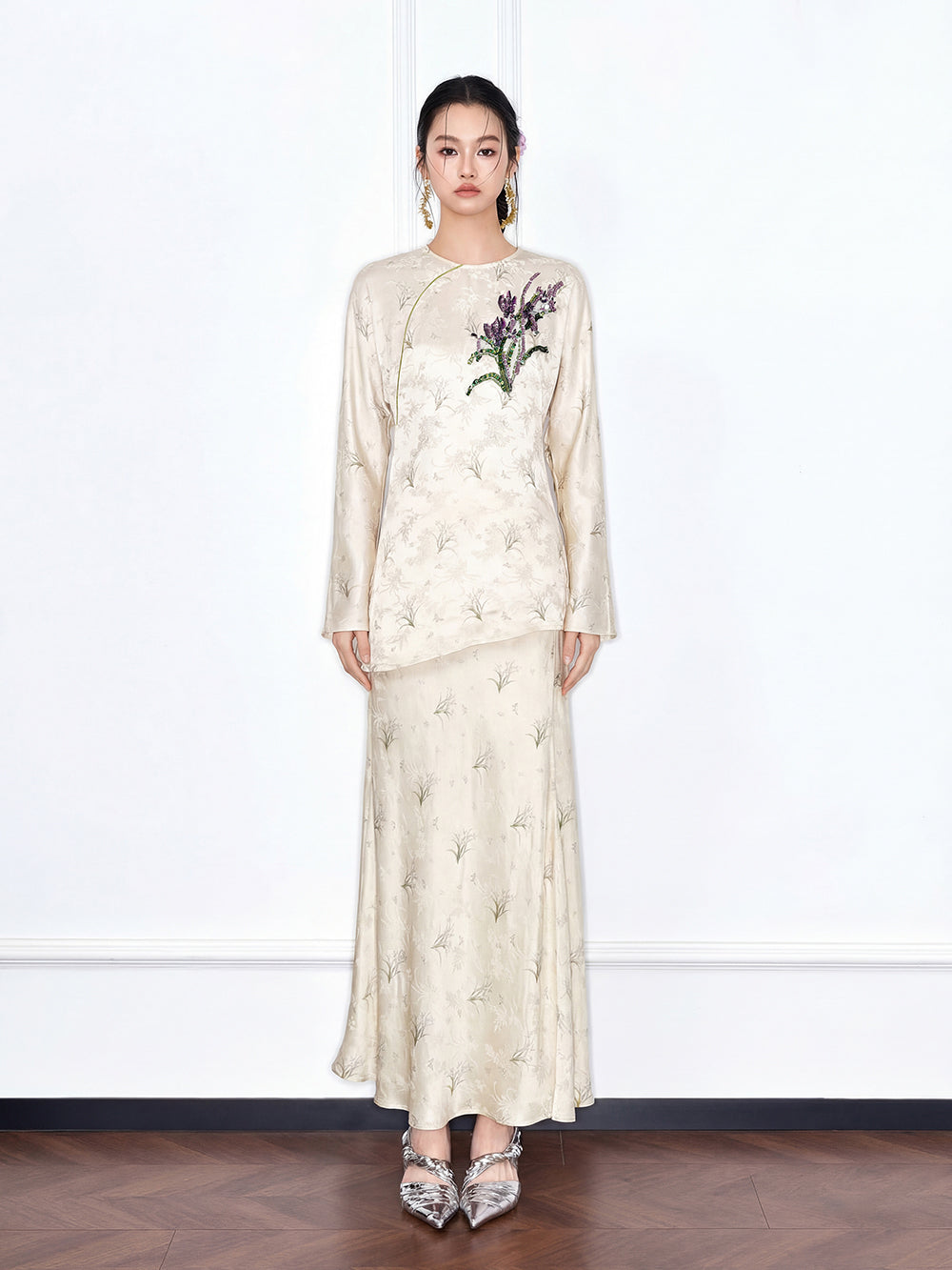 MUKZIN "Capsule Collection" New Chinese Style Slim Fit Embroidered Mulberry Silk Matching Set Top