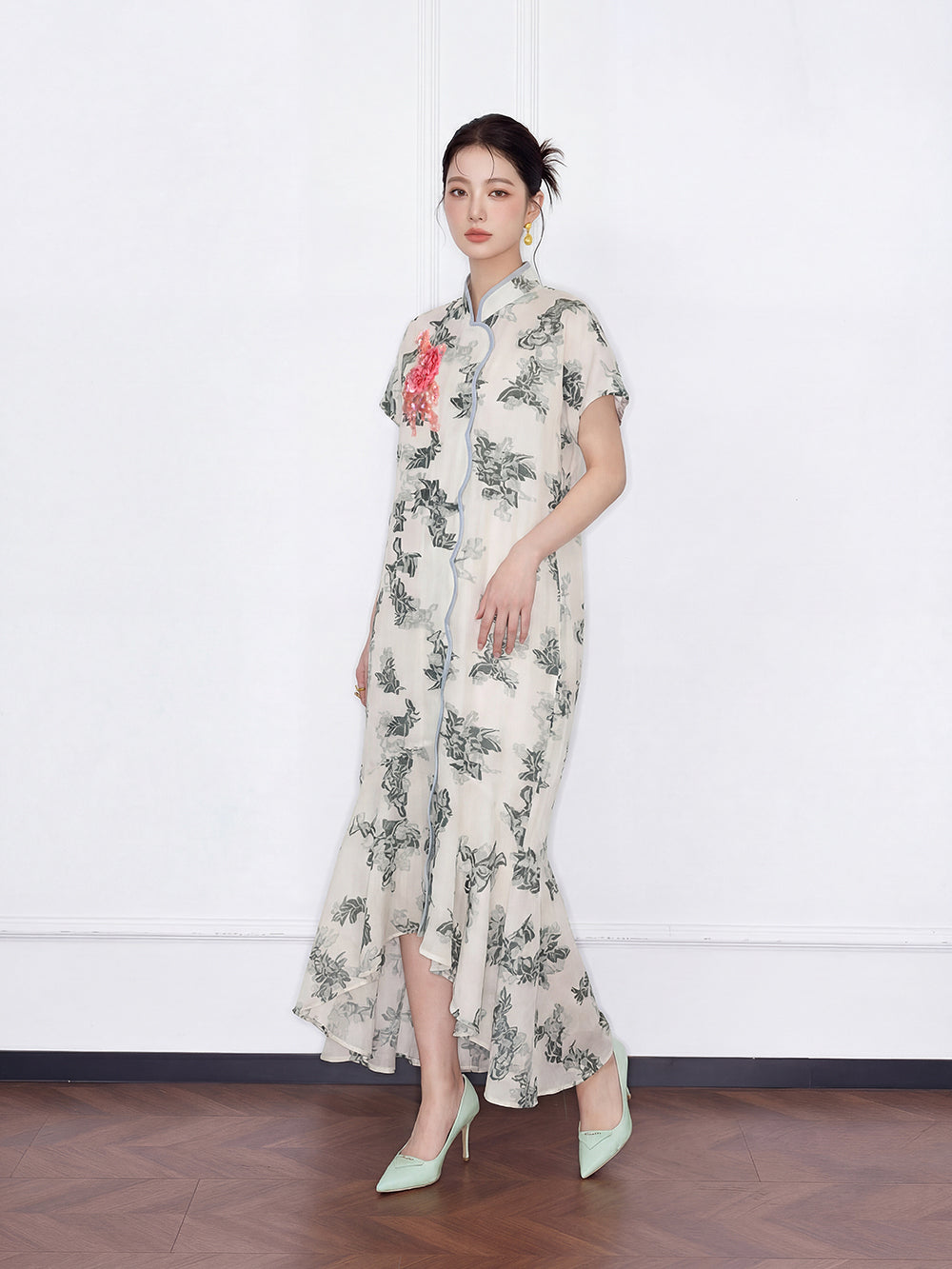 MUKZIN "Capsule Collection" New Chinese Style Mandarin Collar Embroidered Green Ramie Dress