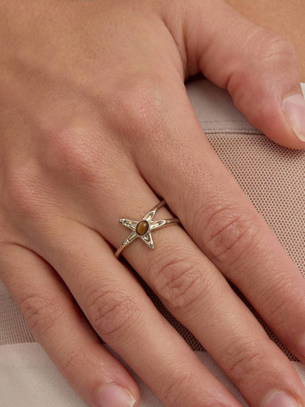 MUKTANK x SUN HUNTER Starfish Tiger's Eye Ring (Light Titanium Gold)