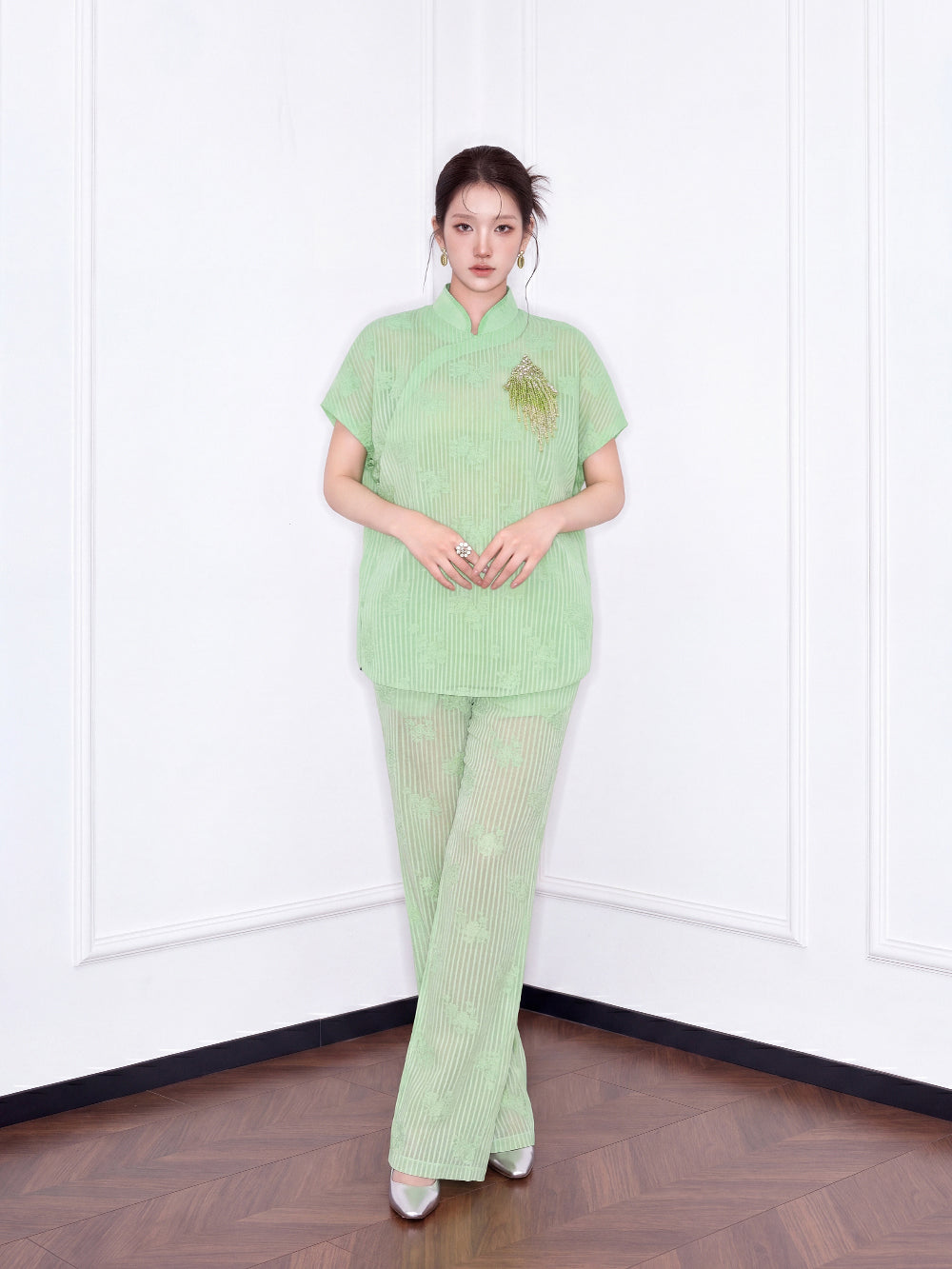 MUKZIN×Capsule Collection Modern Chinese Shirt Set with ICH Hami Hand Embroidery
