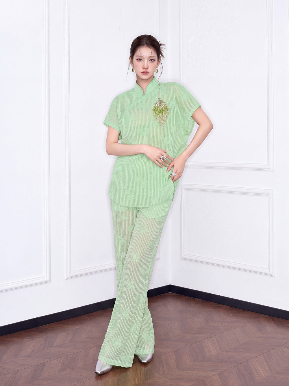 MUKZIN×Capsule Collection Modern Chinese Shirt Set with ICH Hami Hand Embroidery