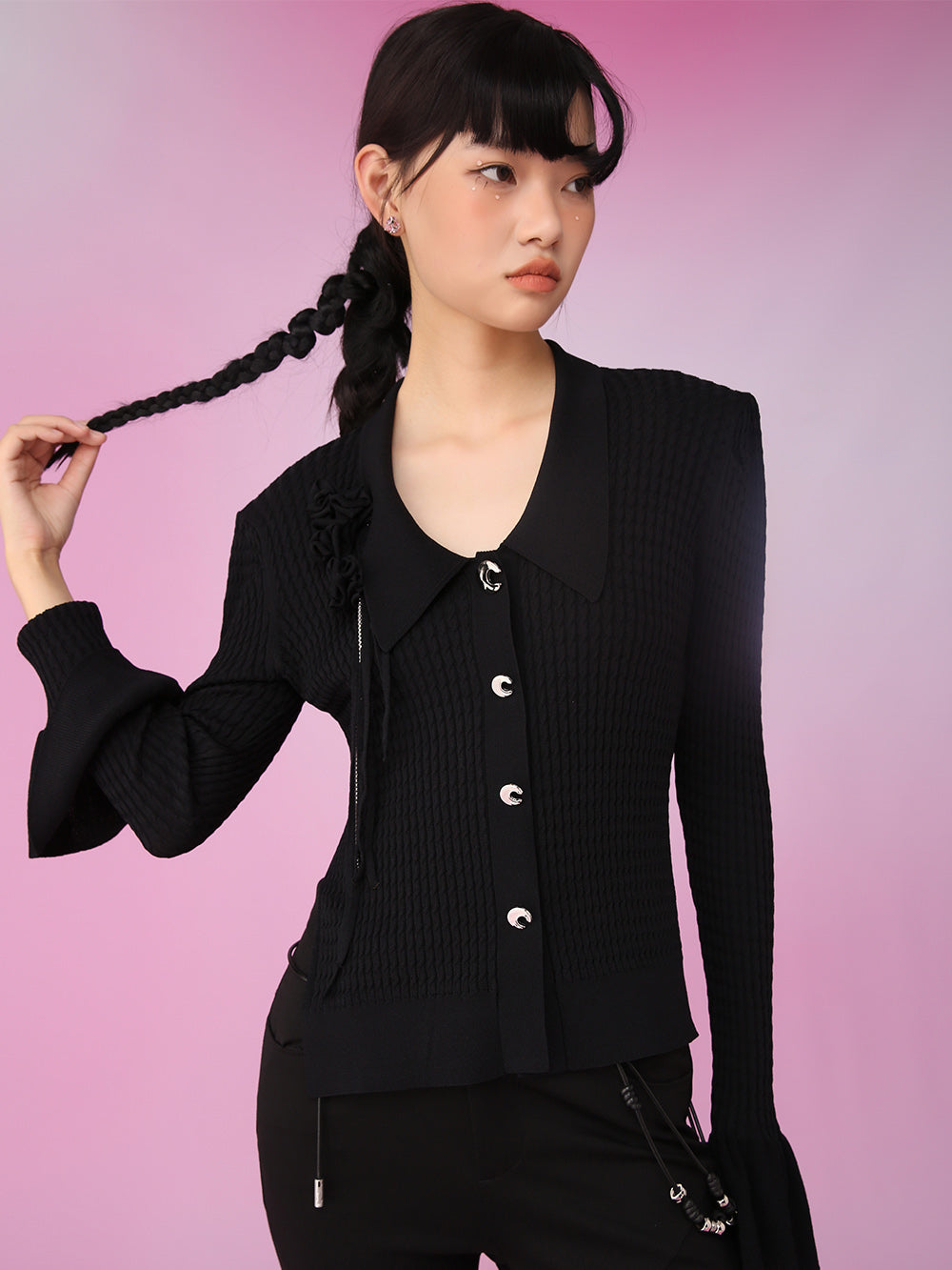 MUKZIN Black Look-thin V-neck Trumpet Sleeve Cardigan