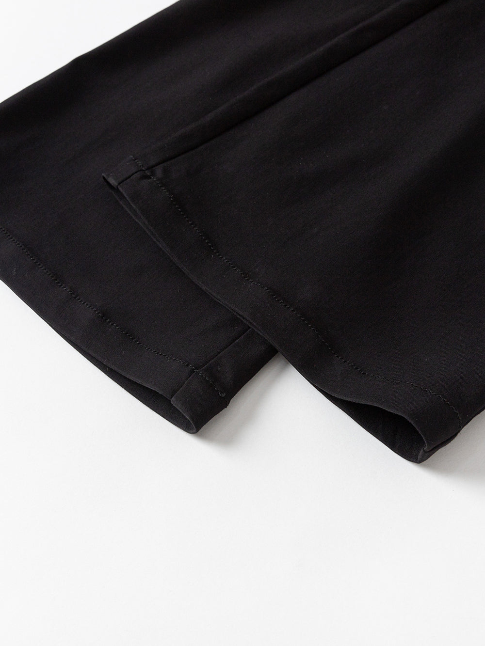 MUKZIN Black Classic Slim Flared Trousers