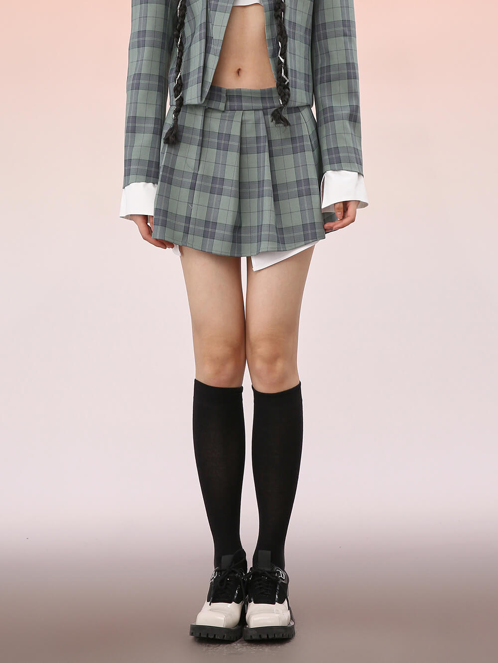 Mini plaid skirt with pleats