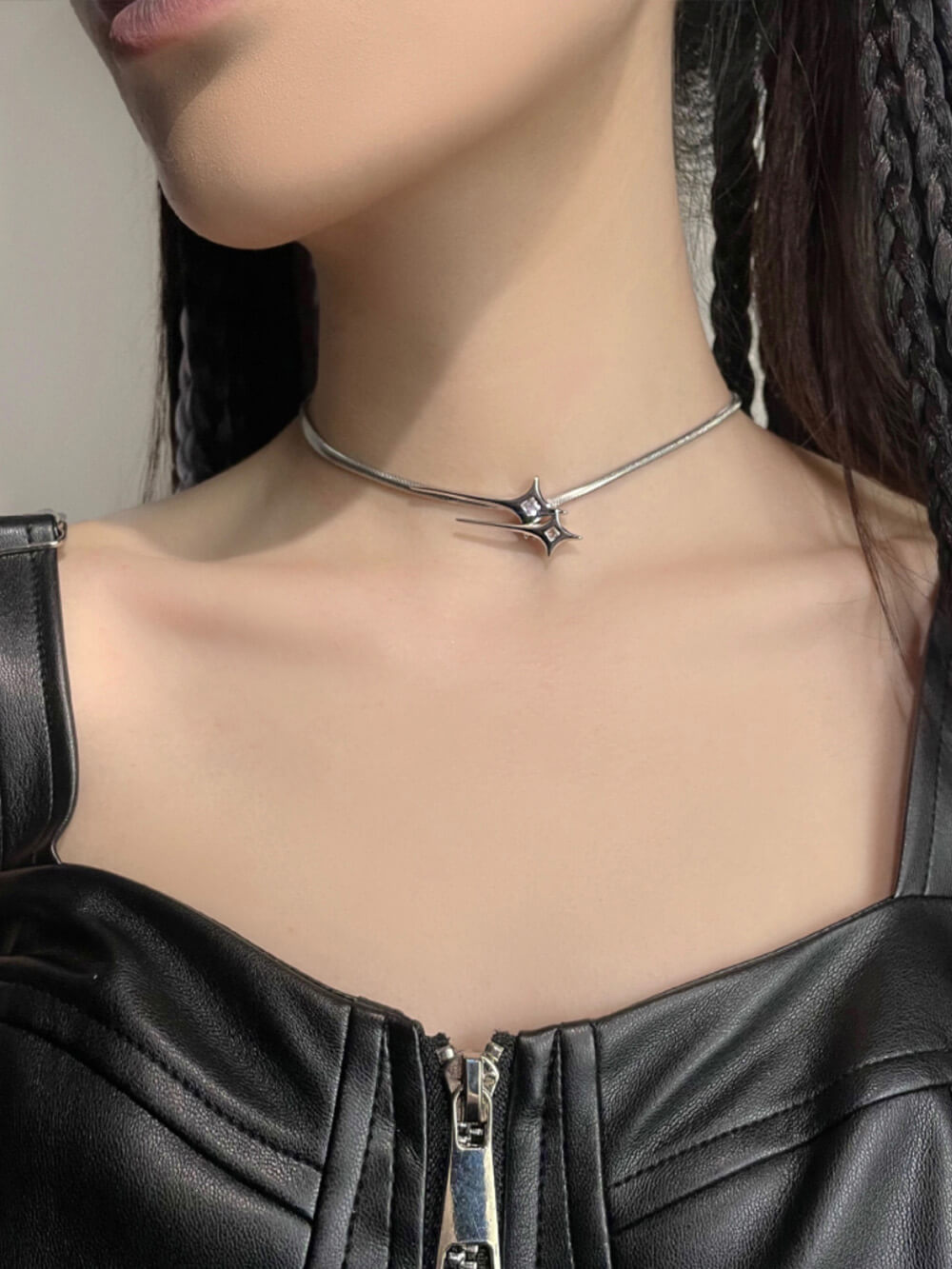 MUKTANK X WHITEHOLE Falling Star Necklace