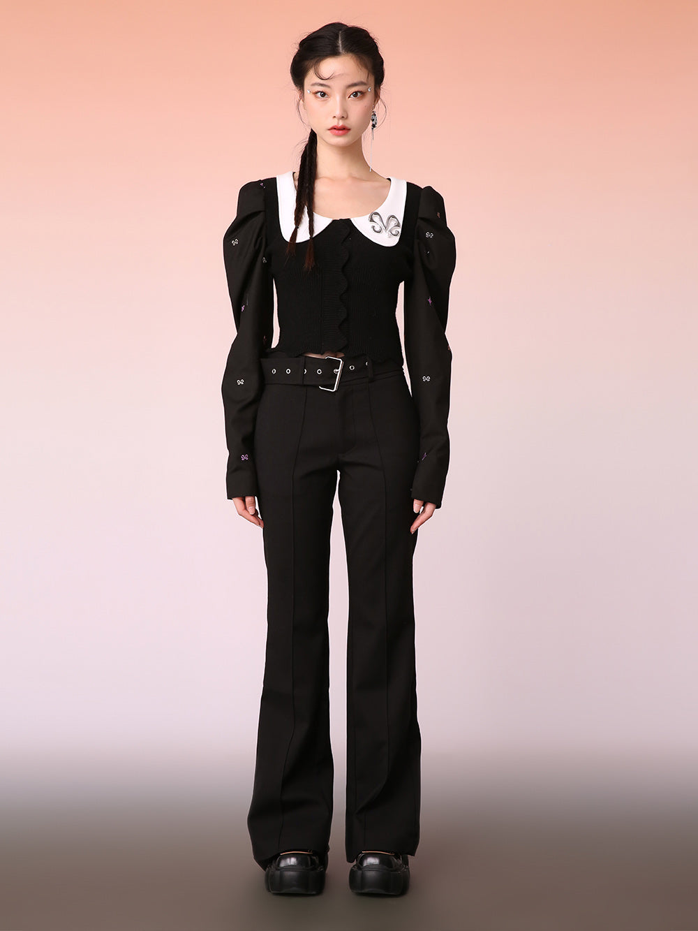 MUKZIN Black Stitching Design Fashion Embroidered Sweater