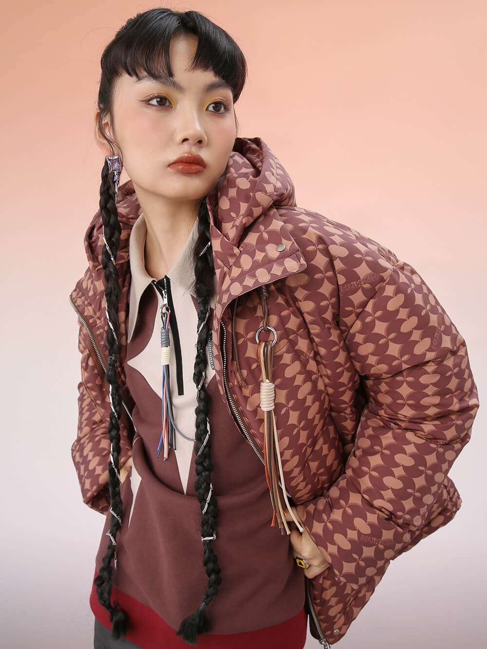MUKZIN Cropped Hooded Printed Down Jacket