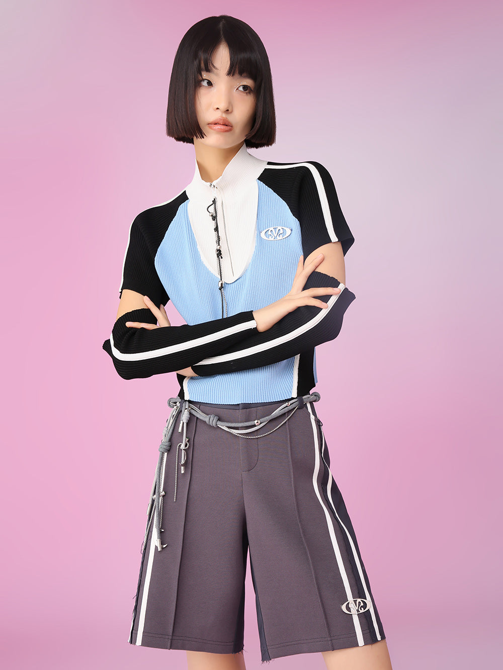 MUKZIN Contrast-panel Knitted Cropped Slim Cardigan