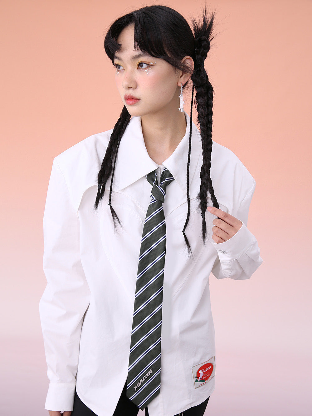 MUKZIN White Tie Commuter Long Sleeve Shirt