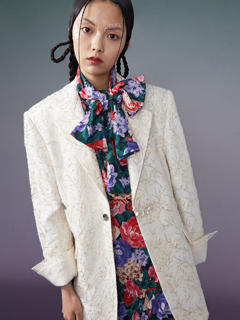 MUKZIN White Retro Embroidery Blazer