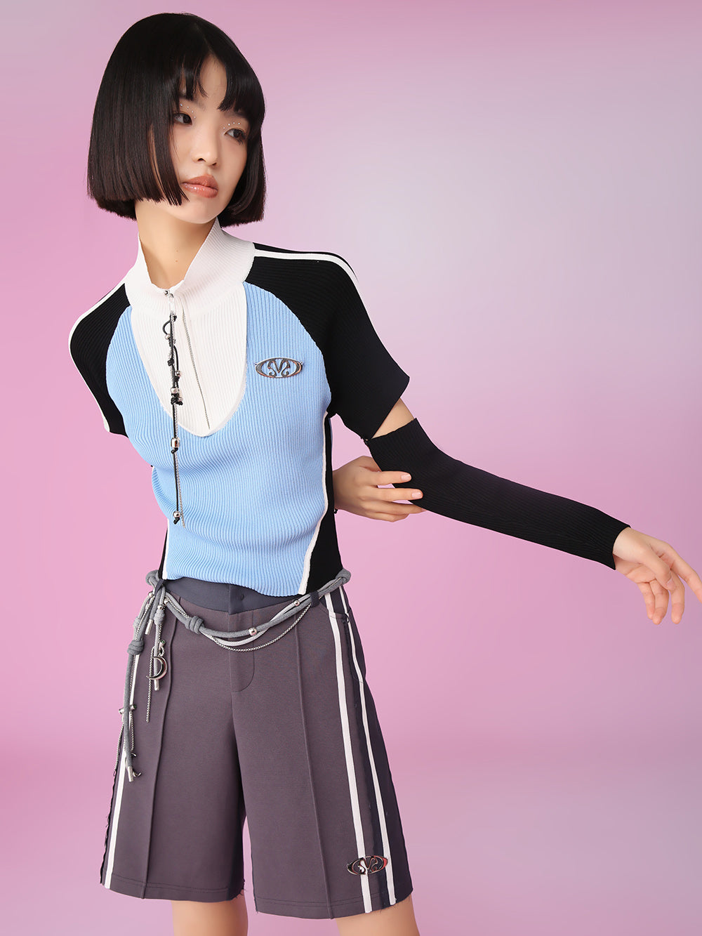 MUKZIN Contrast-panel Knitted Cropped Slim Cardigan