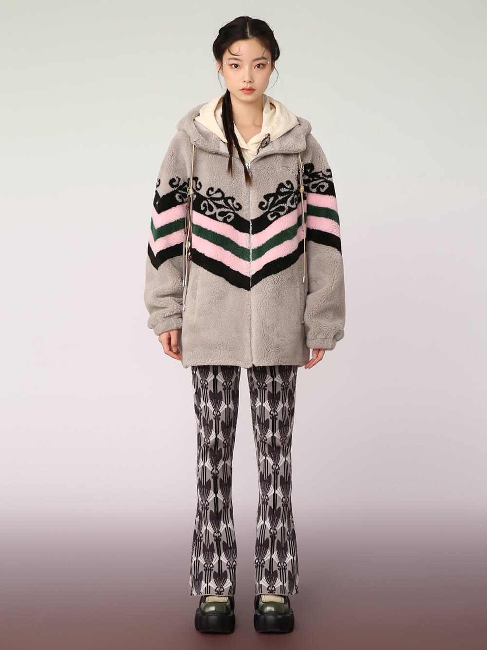MUKZIN Camel Loose Lambsool Coat