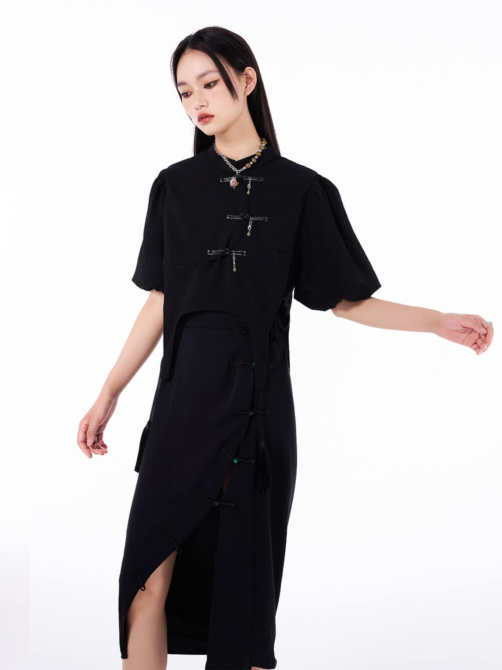 MUKTANK Black Chinese Style Short Detachable Pendant Puff Sleeve Shirt