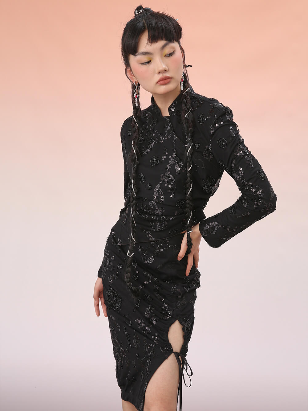 MUKZIN Mid-Length Asymmetric Black Top