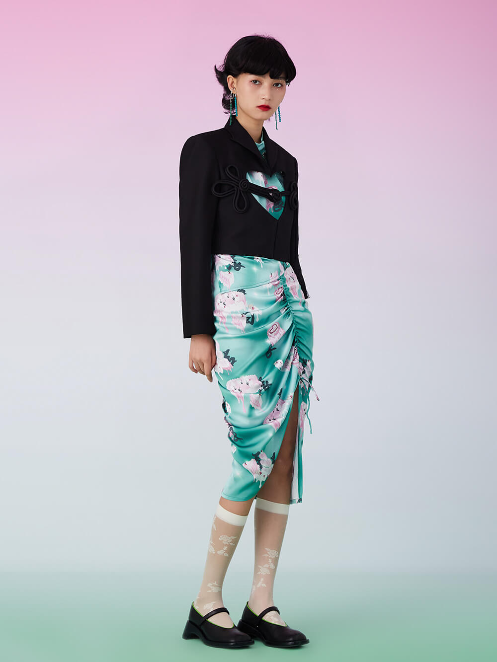 MUKZIN Black Chest Heart Design Short Coat