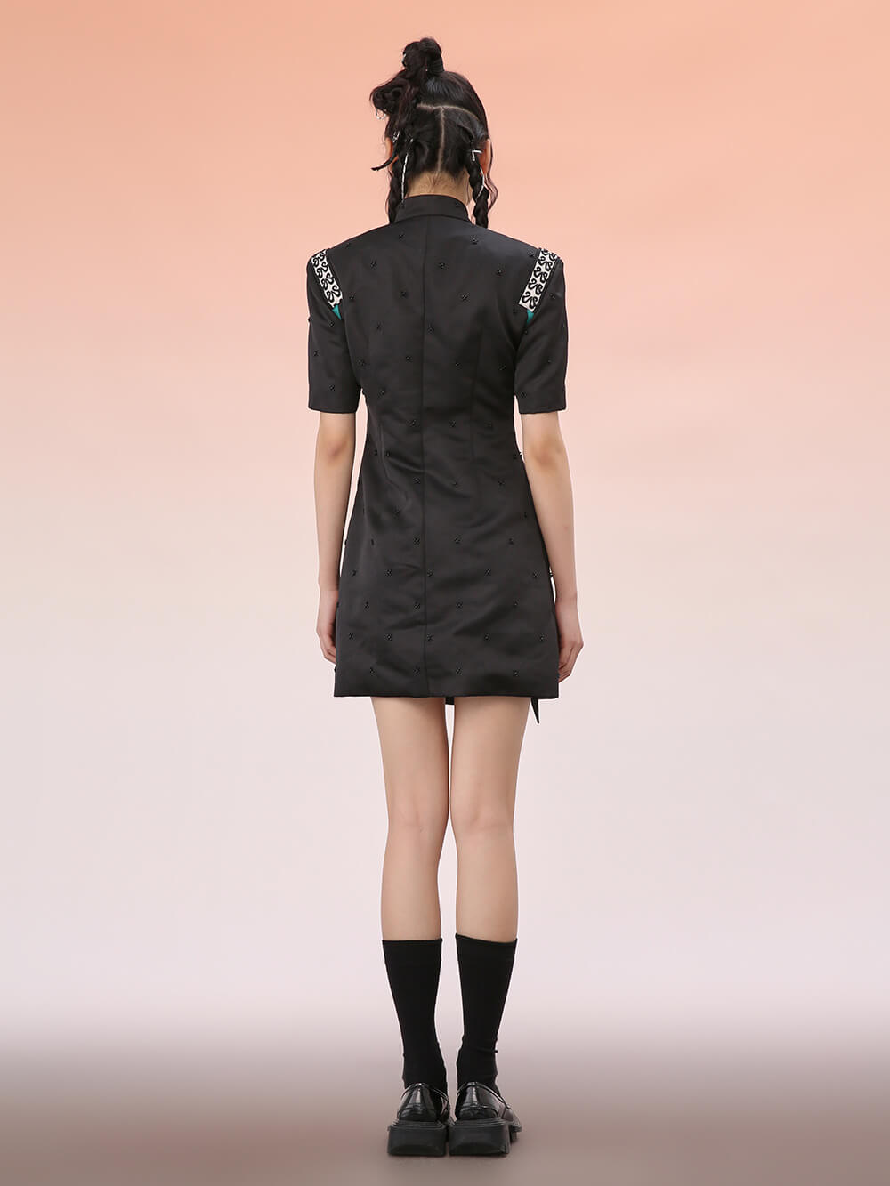 MUKZIN Slim Fit Short Sleeve Cheongsam QIPAO