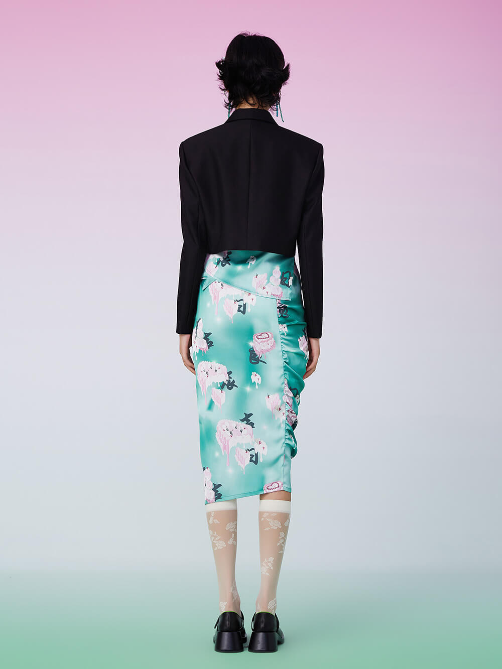 MUKZIN Black Chest Heart Design Short Coat