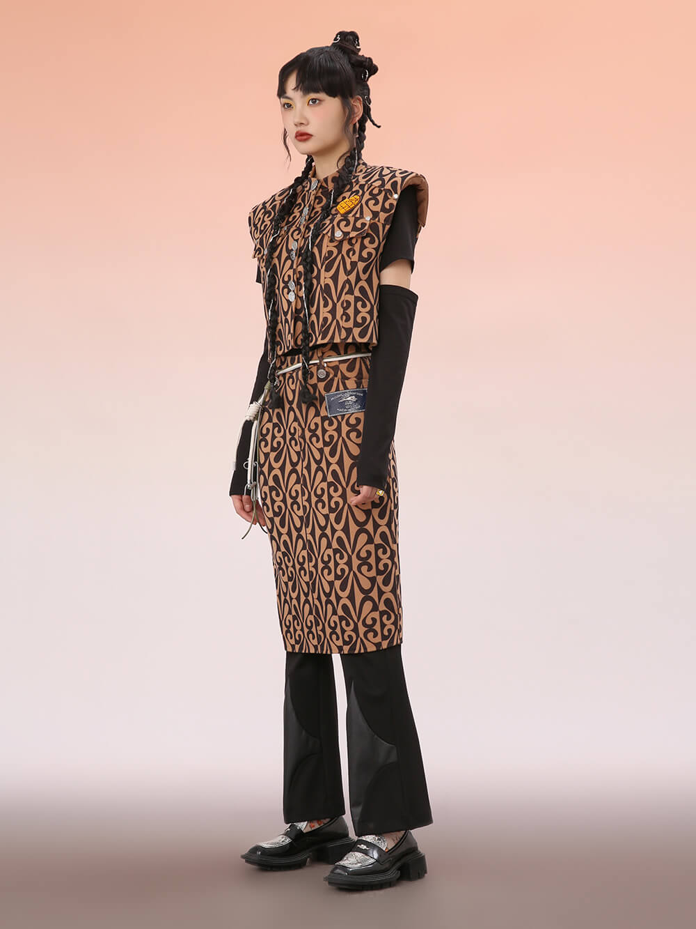MUKZIN Loose Fit Brown Wool Vest