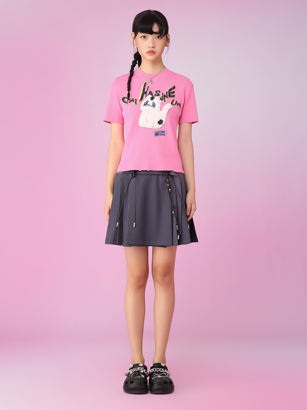 MUKZIN Pink Applique Embroidery Knit Short Round Neck T-shirts