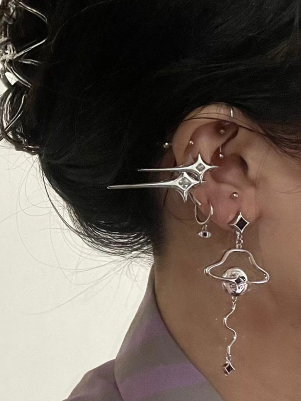 MUKTANK X WHITEHOLE Meteor Ear Clip Small