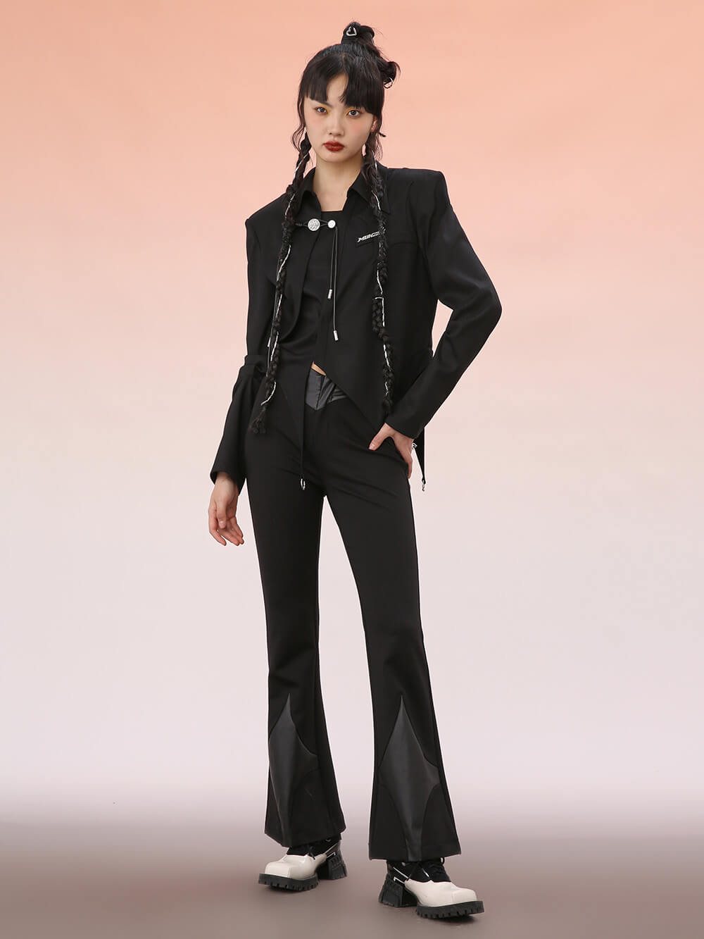 MUKZIN Cropped Asymmetric Shirt
